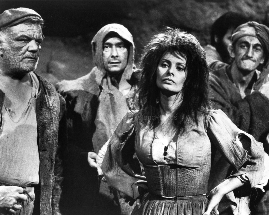 Sophia Loren 1972 Man of La Mancha wm.jpg